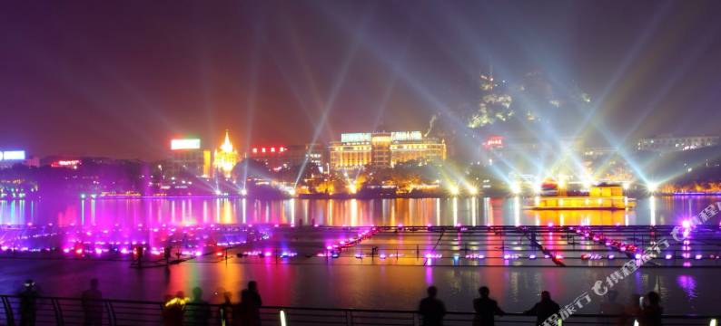 柳州老树国际青年旅舍(屏山大道大润发店)图片