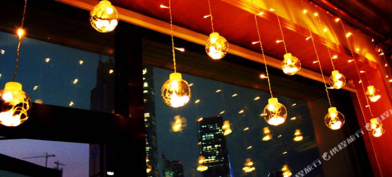 深圳One Piece主题青年旅舍(会展中心店)图片