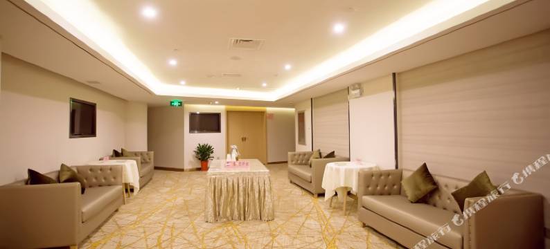 武汉九龙国际酒店(黄鹤楼武昌火车站店)图片