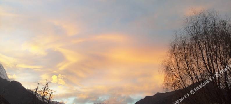 吉隆珠峰后花园酒店图片