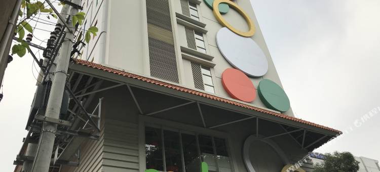 蒂博尼哥罗POP!酒店(Pop! Hotel Diponegoro)图片