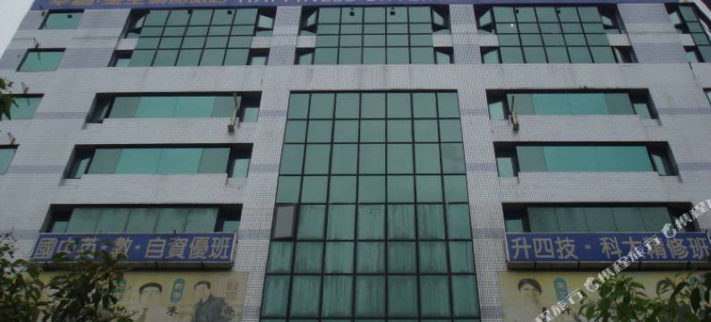 宜兰罗东幸福星空精品旅店图片