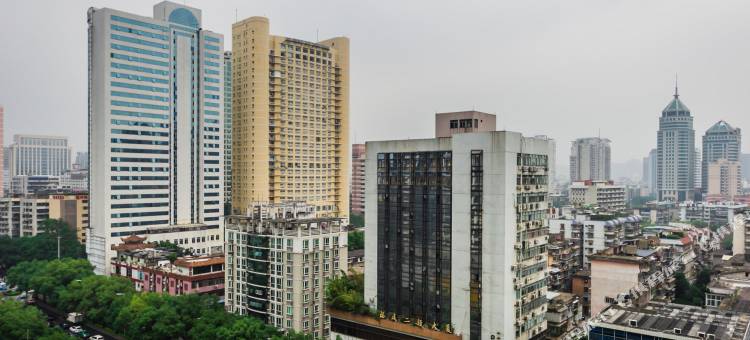 雅居民宿(福州五一北路店)图片