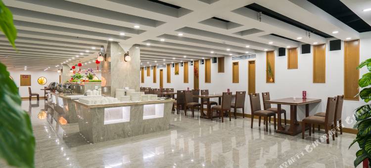 西双版纳景洪美度大酒店(热带花卉园傣乡水城店)图片