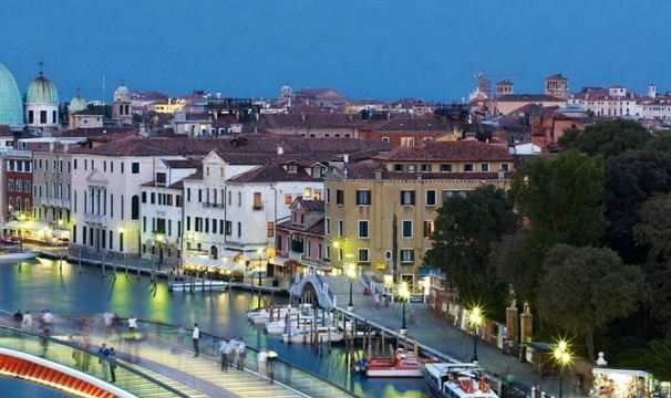 Hotel Carlton Capri Hotel Overview