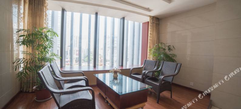 鑫海精品酒店(南充五星花园沃尔玛店)图片