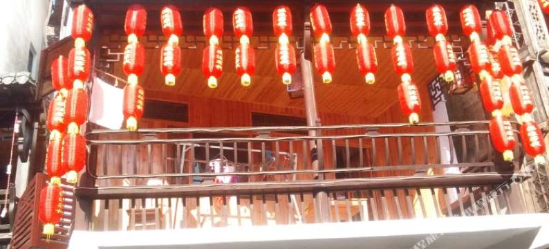 婺源李坑溪边客栈图片