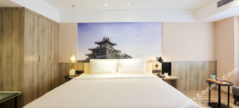 西安三桥万象城亚朵酒店图片