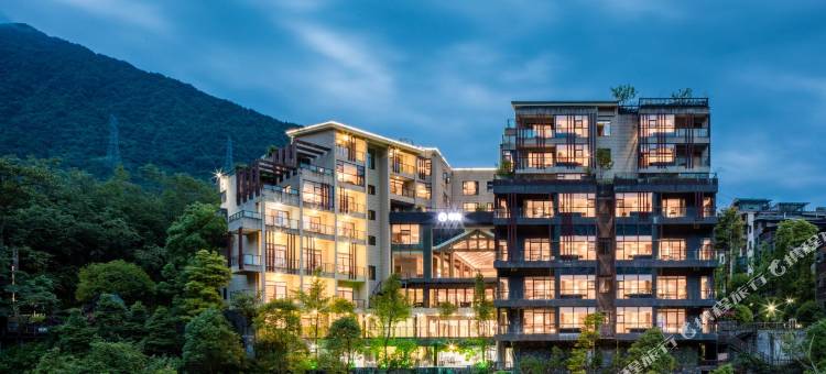 洪雅禅驿·半山院子汤泉酒店(七里坪零公里店)图片