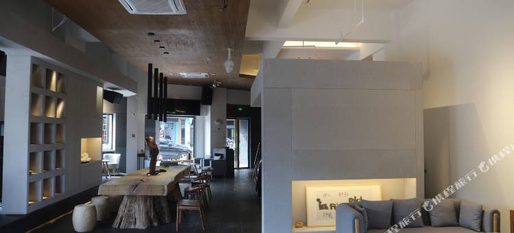 港观文化民俗酒店(惠安崇武古城风景区店)图片