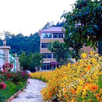 山水人家地址 200b0v000000jn0j7F27A_C_340_340_Q50.jpg?v=1