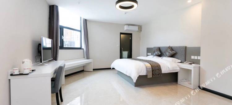 都市118·精选酒店(青岛城中城凤岗地铁店)图片