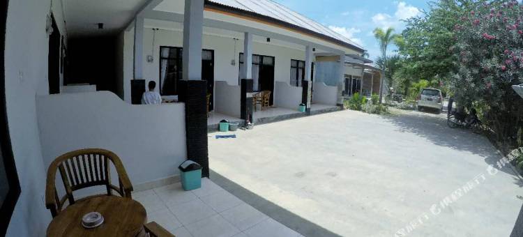 卡哈雅阿德里安酒店-近科莫多机场(Cahaya Adrian Near Komodo Airport)图片