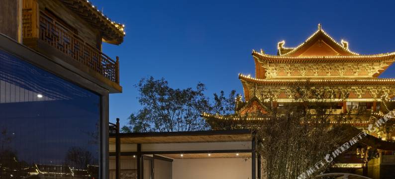 泊云尚院酒店(开封清明上河园万岁山武侠城店)图片