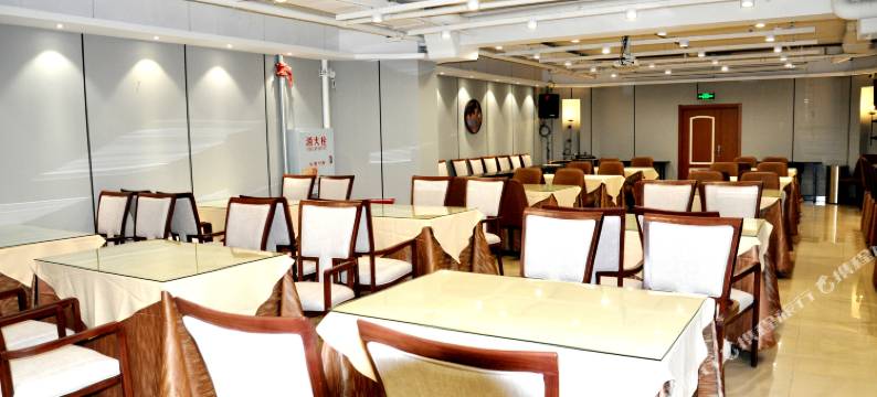 蓝鼎风雅酒店(佳木斯向阳区大润发广场店)图片