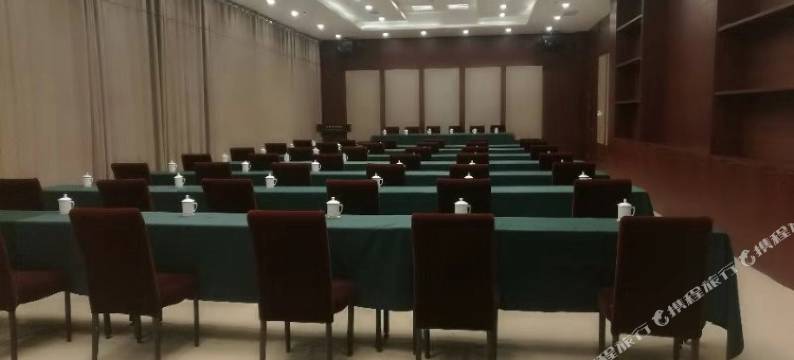 莒南凤凰台酒店图片