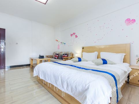 清远罗召伟公寓(人民三路分店)