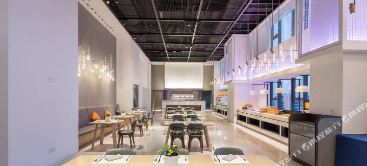 建业天筑Sky Mansion国际公寓(郑州东站店)图片