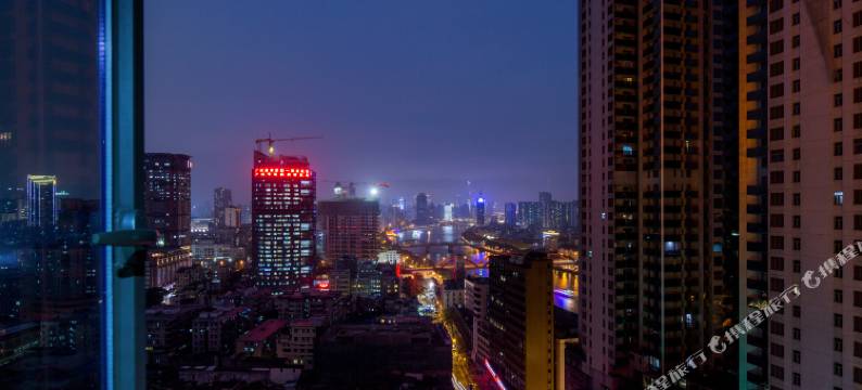 优优国际公寓(广州北京路步行街十三行国际服装城店)图片