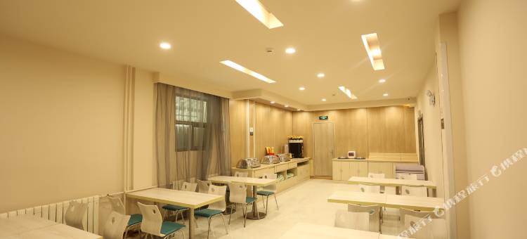 艾维客连锁酒店(临沂火车站万象汇店)图片