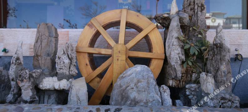 会泽月半湾轻奢酒店图片