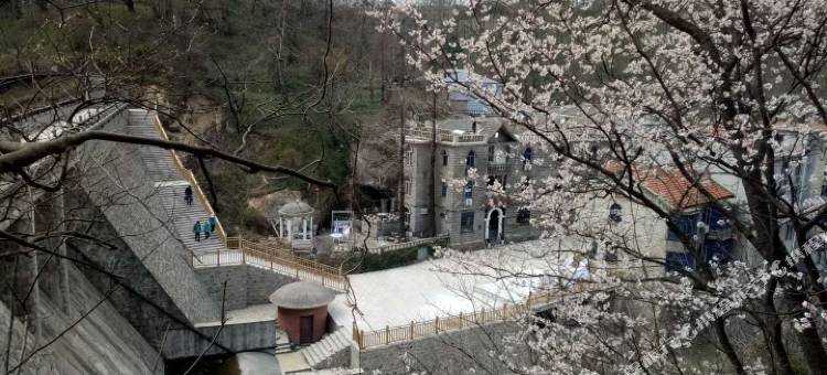 鸡公山狮子楼民宿图片
