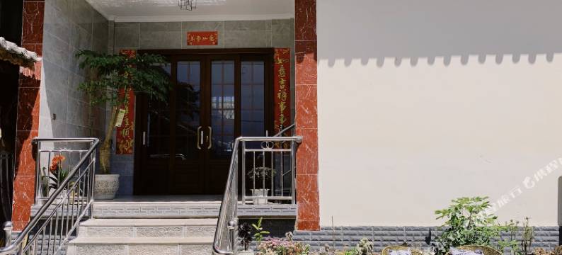 玉龙白日梦驿栈(丽江高铁站店)图片
