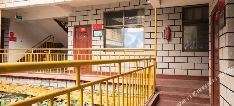 拉萨东晨青年宾馆图片