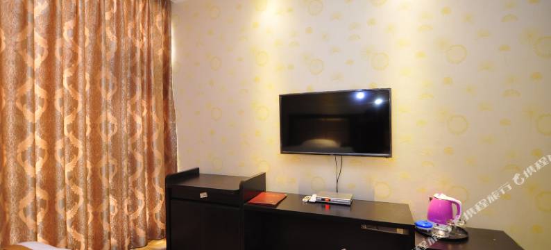 澄江禄充水边小筑图片