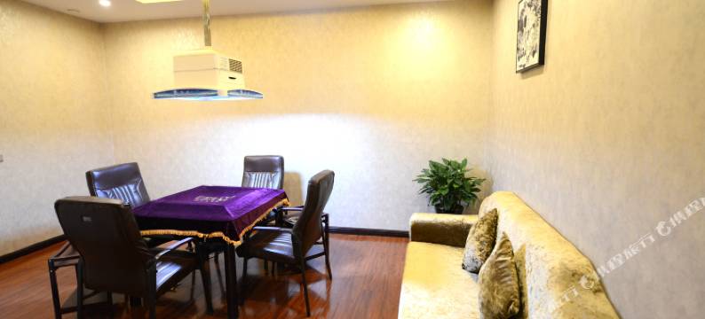 雅安银泰大酒店(雅安高铁站店)图片