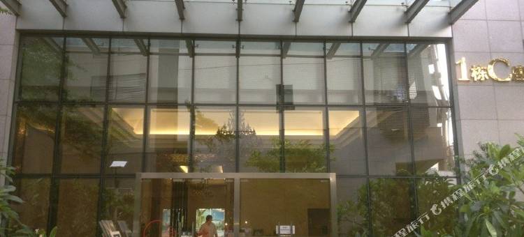 深圳深港短租公寓(翡翠明珠店)图片