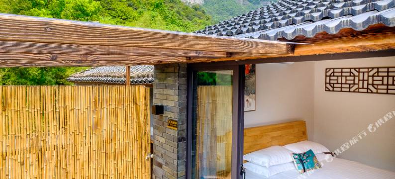 雁荡山古月小栈图片