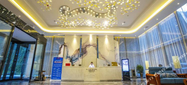 丽呈睿轩酒店(凯里市区万达广场店)图片