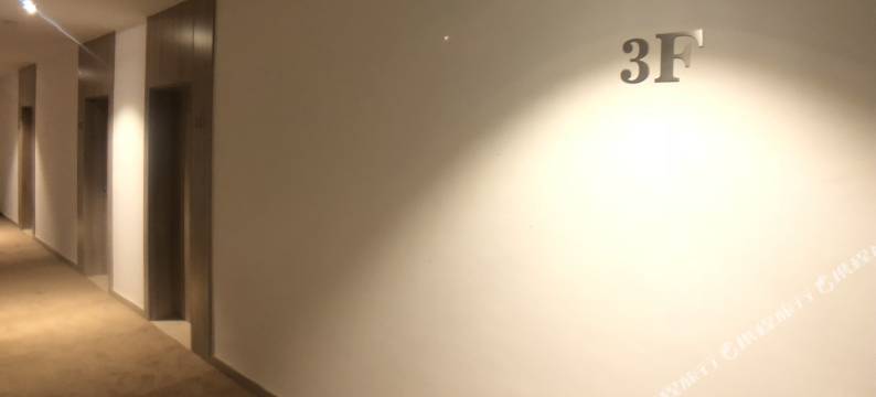 洛川轻享巢酒店图片