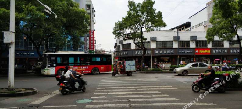 湘潭金马丹龙宾馆(汽车站店)图片