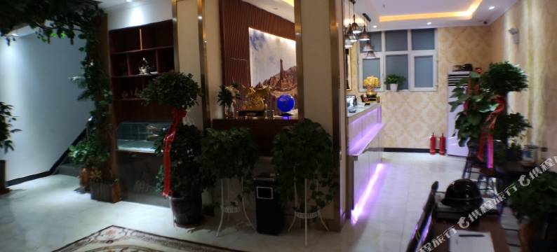 吐鲁番紫藤田园客栈图片