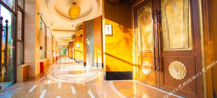 盐边红格温泉假日酒店图片