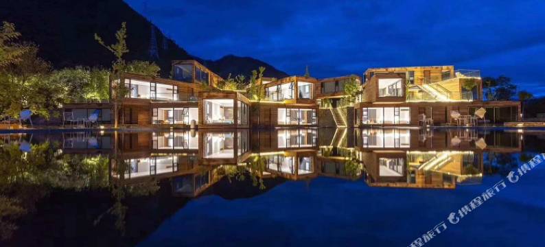 山泽居度假酒店(林芝机场店)图片