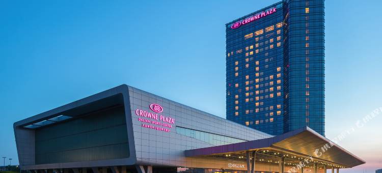 大连体育中心皇冠假日酒店(大连北站店)图片