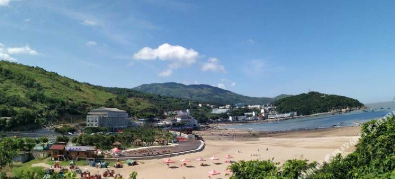 苍南滨海渔村海鲜楼图片