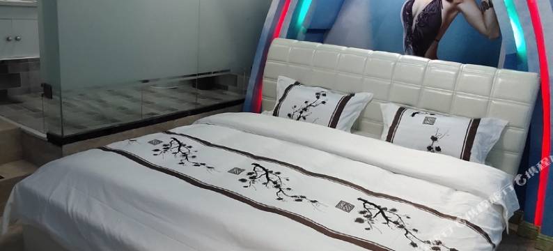 固原卓强主题酒店图片