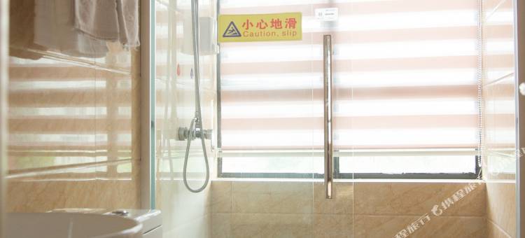 雅白酒店(随州大润发店)图片