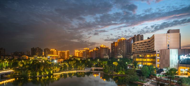 Li好酒店(重庆永川高铁东站店)图片