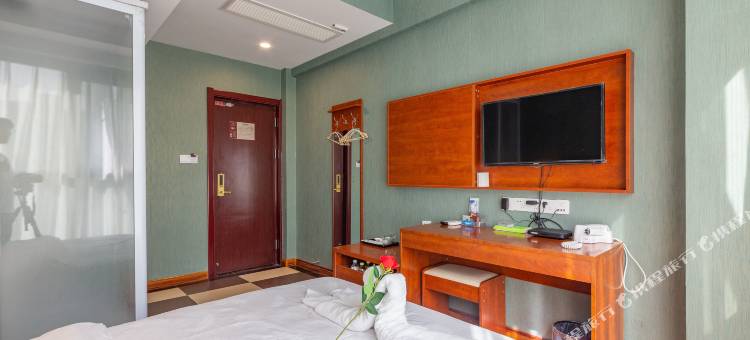 安康汉江之城酒店(火车站店)图片