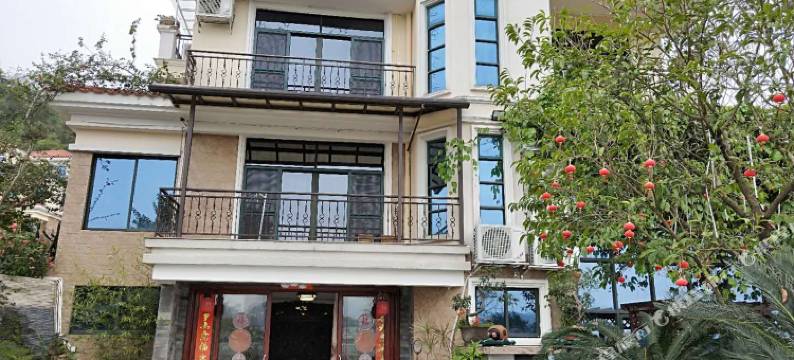 青岛晚风吹我醒别墅图片