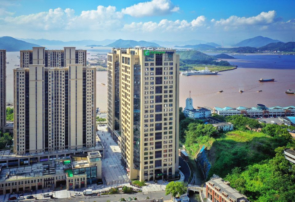 Holiday Inn Express ZHOUSHAN DINGHAI by IHGOver view