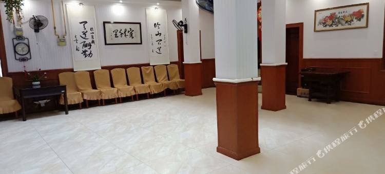 青城山临山客栈图片