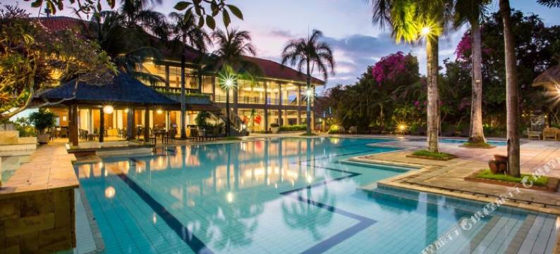 普拉格假日酒店(Plagoo Holiday Hotel)图片