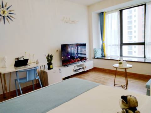 君又公寓(苏州花锦村店)