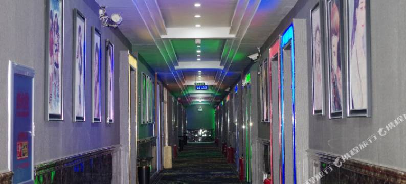 致青春主题宾馆(大庆新玛特店)图片